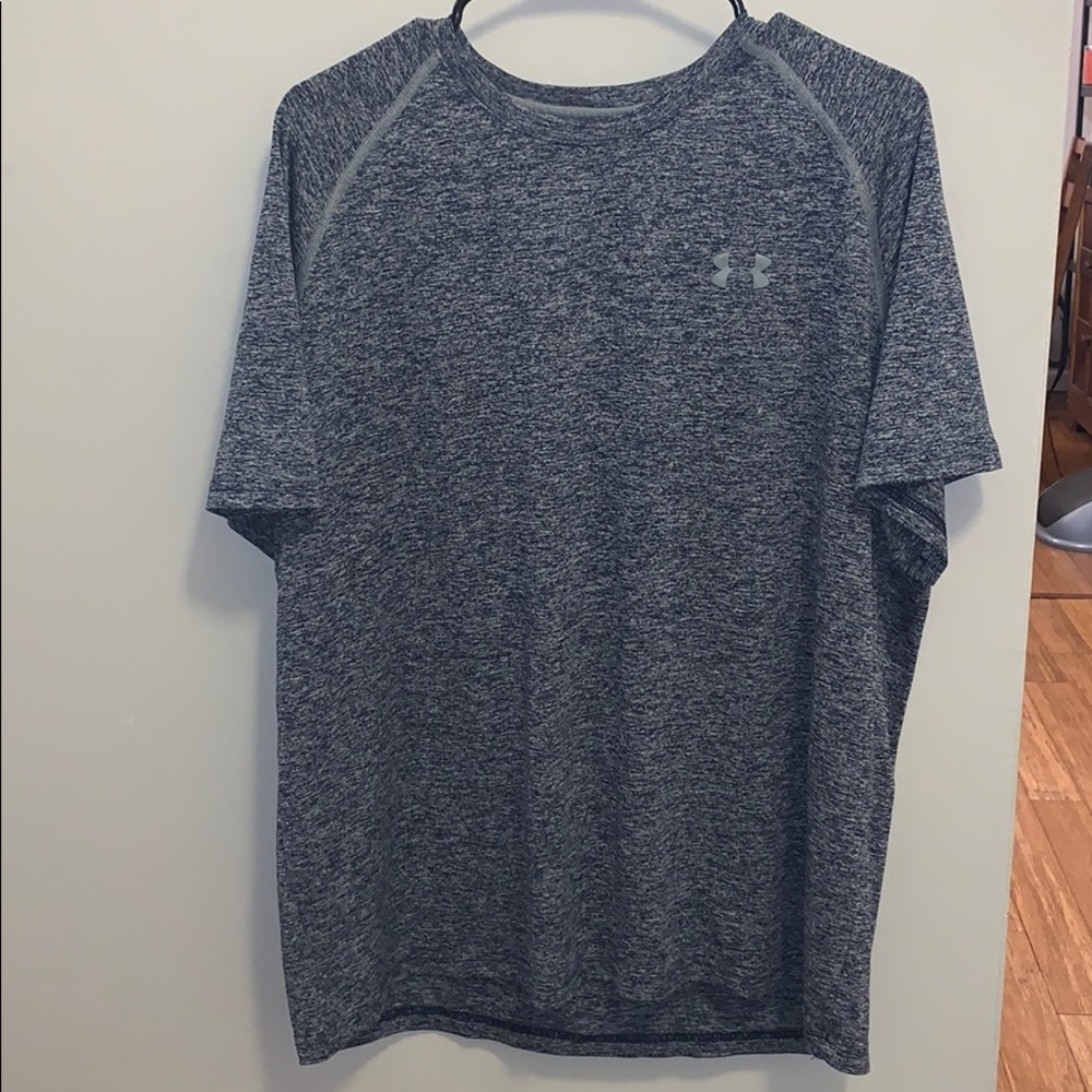 UA work out shirt